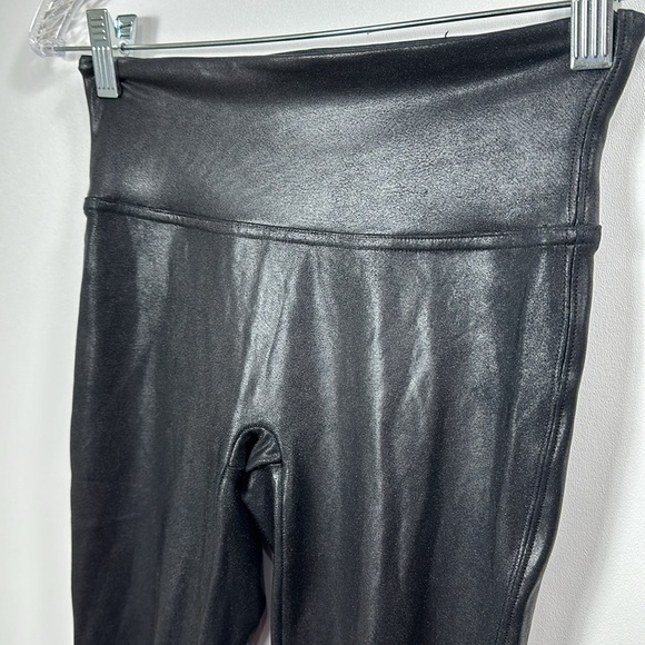 Spanx black faux leather leggings size xs - Picture 4 of 8